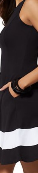 Color block fit and flare dress - Picture 2 of 2